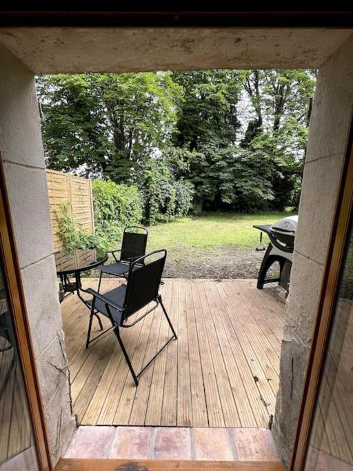 Superbe Appartement Cosy Avec Jardin Nîmes Eksteriør billede